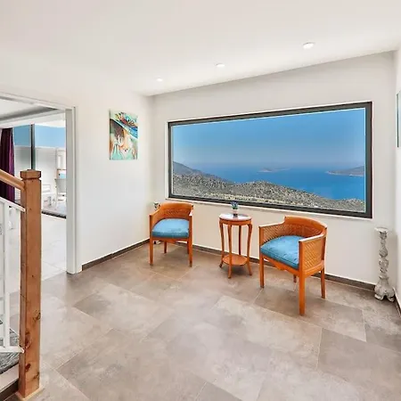 Secluded Luxury With Infinity Pool & Turkish Bath Villa *