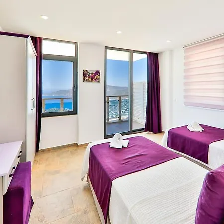 Secluded Luxury With Infinity Pool & Turkish Bath Villa *